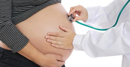 Suplementação com óleo de peixe e vitamina D na gravidez reduz o risco de laringotraqueíte aguda em bebés e crianças até aos três anos