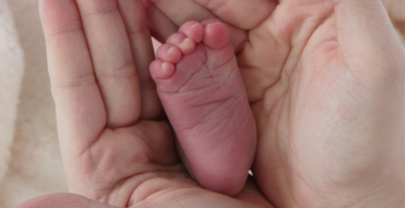 INSA lança estudo-piloto para rastreio neonatal da imunodeficiência combinada grave