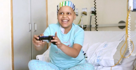Videojogos favorecem o processo de recuperação do cancro pediátrico e uma diminuição da dor