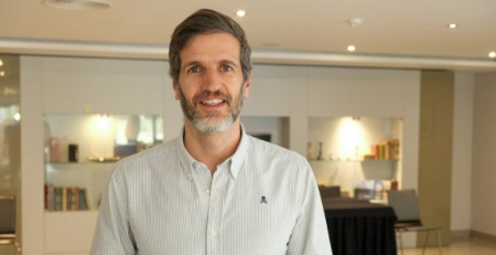 “Adolescentes utilizam, em média, os ecrãs durante 7h56 por dia”