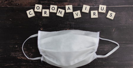 Um terço de jovens hospitalizados com o novo coronavírus teve complicações pós-alta