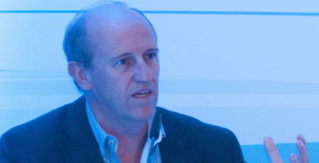 Dr. José Gonçalo Marques apresenta o livro "Hot Topics: Terapêutica com Imunoglobulina na Pediatria"